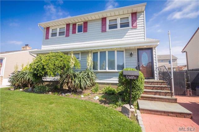 #1 photo, 84 Hubbard Avenue, ناسو Freeport , NY 11520