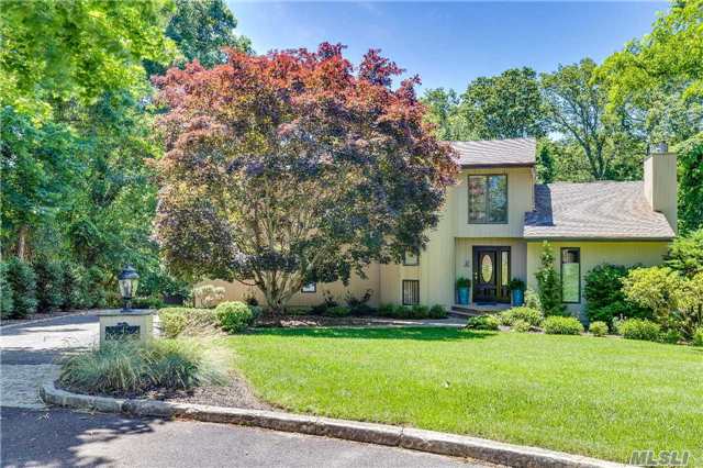 #1 photo, 4 Leeward Court, Shoreham , NY 11786