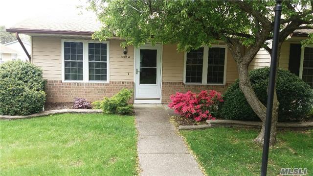 #1 photo, 442A Arlington Court, サフォーク郡 Ridge , NY 11961