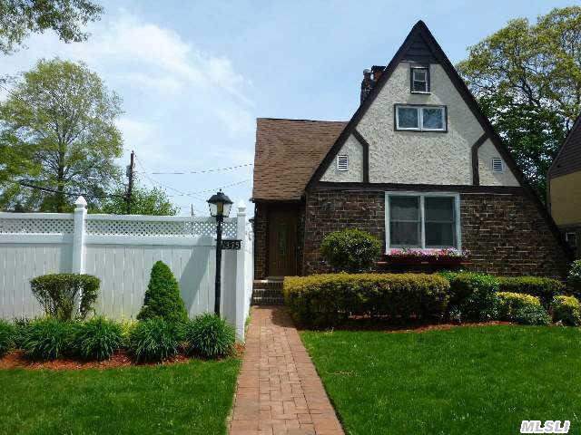 #1 photo, 1375 Merrick Avenue, מחוז נסאו Merrick , NY 11566