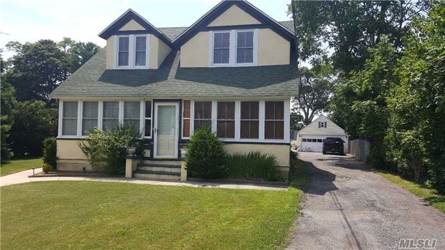 #1 photo, 34 Tyler Avenue, West Sayville , NY 11796