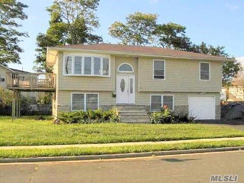 #1 photo, 46 W Saltaire Road, サフォーク郡 Lindenhurst , NY 11757