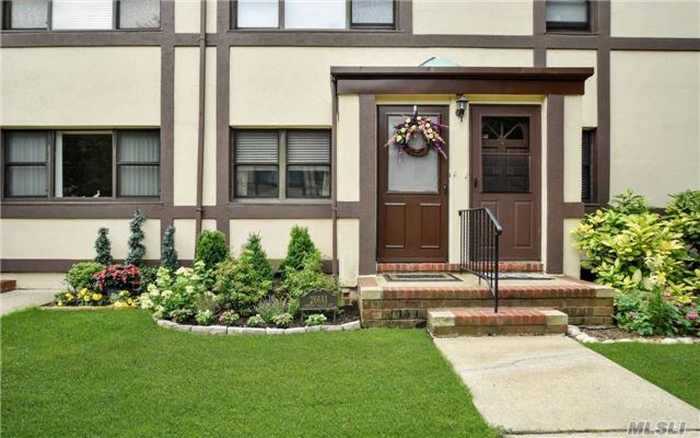 #1 photo, 266 Cherry Valley Avenue, 롱 아일랜드 Garden City , NY 11530