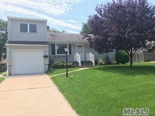 #1 photo, 41 Quebec Drive, サフォーク郡 Huntington Station , NY 11746