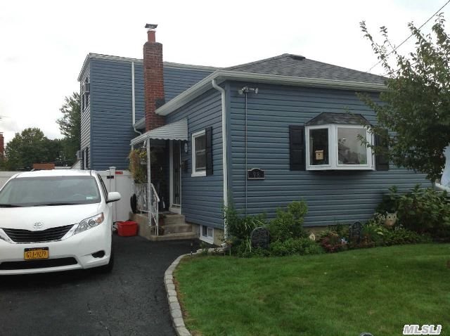 #1 photo, 98 Clement Ave, ナッソー郡 Elmont , NY 11003