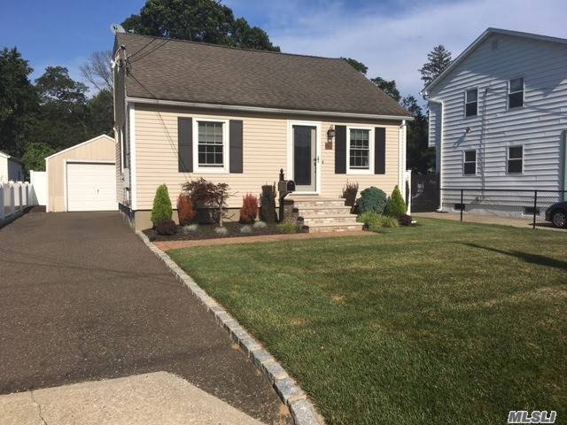 #1 photo, 275 Litchfield Avenue, Babylon , Ny 11702