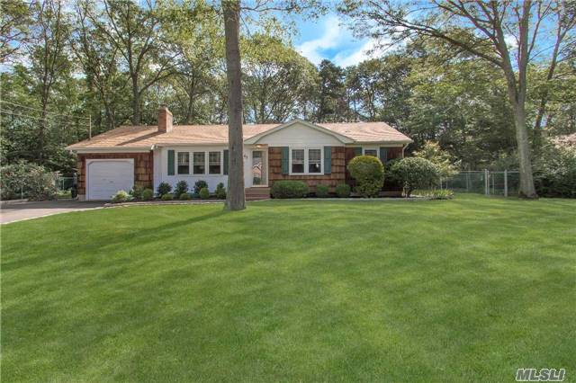 #1 photo, 63 Radio Avenue, Саффолк ‖ Miller Place , NY 11764