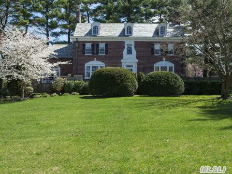 #1 photo, 25 South Drive, Manhasset , NY 11030