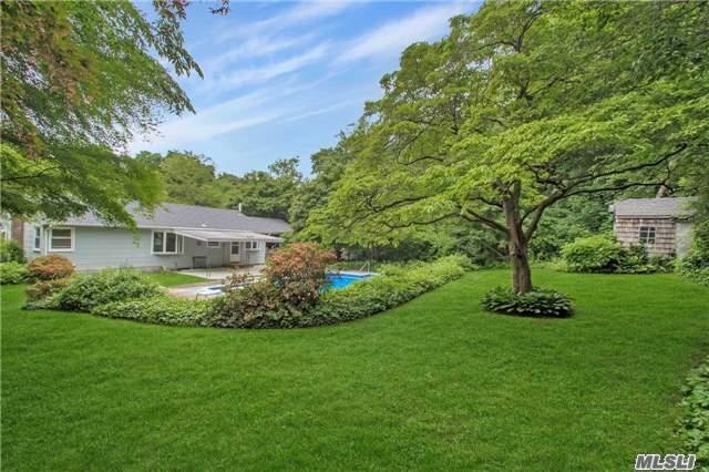 #1 photo, 47 Gnarled Hollow Road, Саффолк ‖ East Setauket , NY 11733