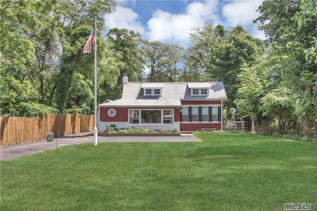 #1 photo, 355 Smith Avenue, Islip , NY 11751