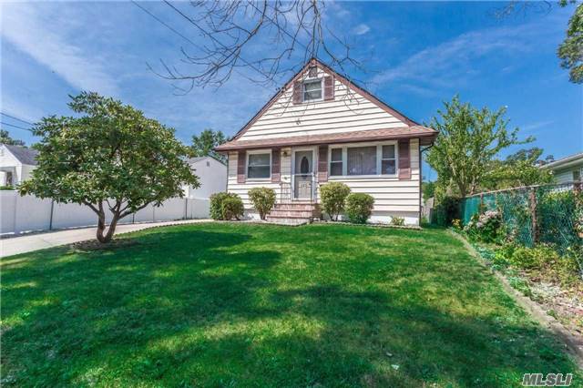 #1 photo, 197 Waldo Street, Copiague , NY 11726