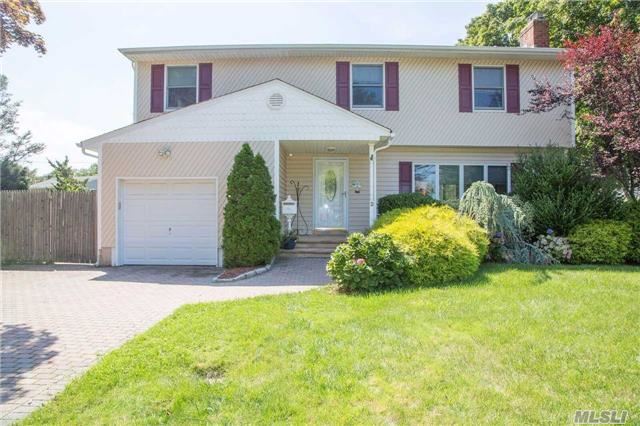 #1 photo, 2 Rosewood Place, Melville , NY 11747