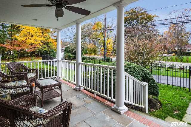 #1 photo, 105 Washington Drive, 롱 아일랜드 Centerport , NY 11721