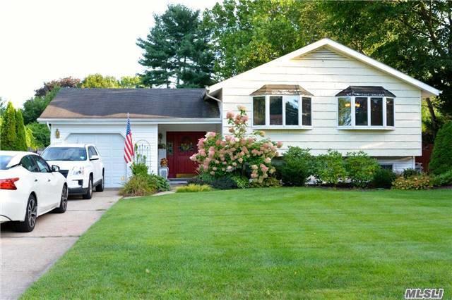 #1 photo, 206 Cedar Road, East Northport , NY 11731