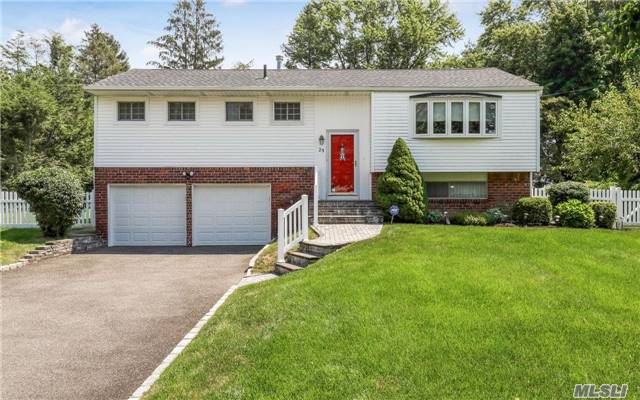#1 photo, 25 Frontier Lane, سوفولك East Northport , NY 11731