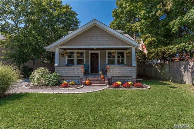 #1 photo, 8 Bayview Avenue, Саффолк ‖ East Islip , NY 11730