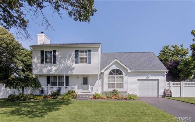 #1 photo, 11 John Street, Selden , NY 11784