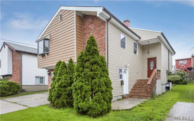 #1 photo, 51 Memphis Avenue, 长岛 花卉园 Floral Park , NY 11001