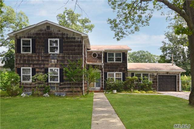 #1 photo, 362 Deauville Boulevard, 東長島 Copiague , NY 11726