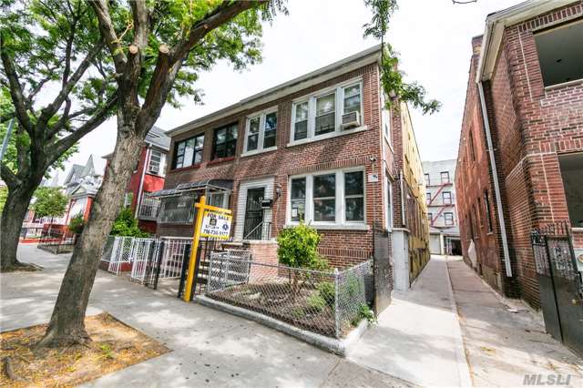 #1 photo, 35-47 93rd Street, クイーンズ区 Jackson Heights , NY 11372