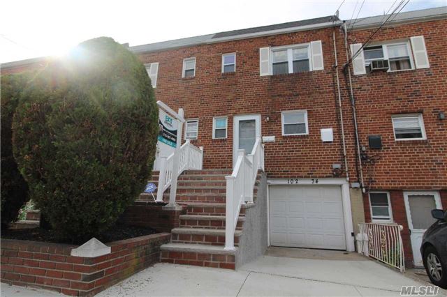 #1 photo, 102-34 220th Street, クイーンズ区 Queens Village , NY 11429