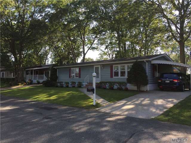 #1 photo, 1661-468 Old Country Road, Riverhead , NY 11901