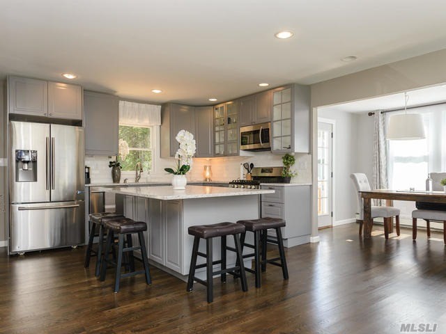 #1 photo, 628 Myrtle Avenue, West Islip , NY 11795